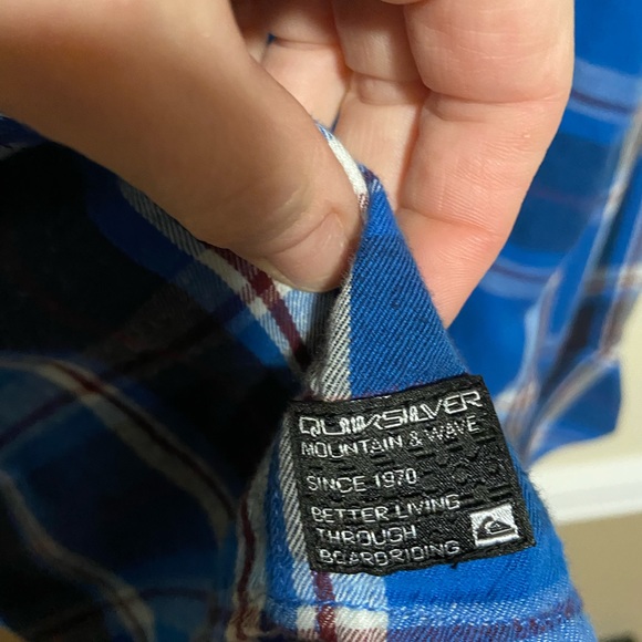 Quicksilver Button Up - Picture 3 of 4